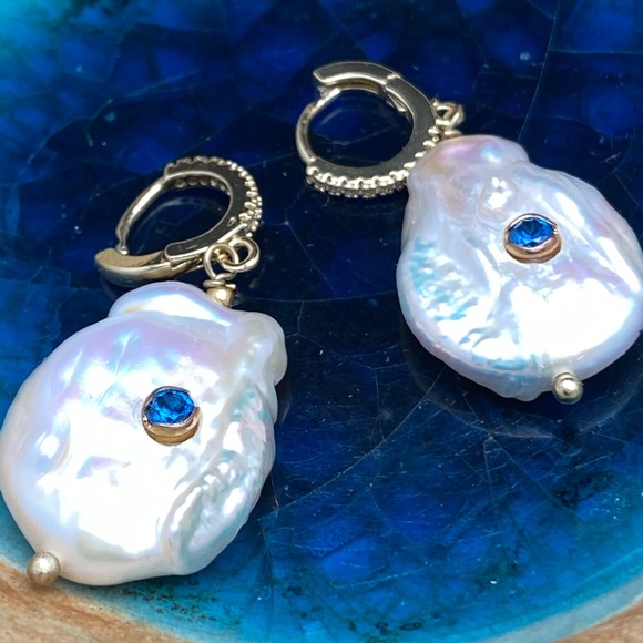 Anthropologie pearl earrings December Birthstone - Picture 4 of 8